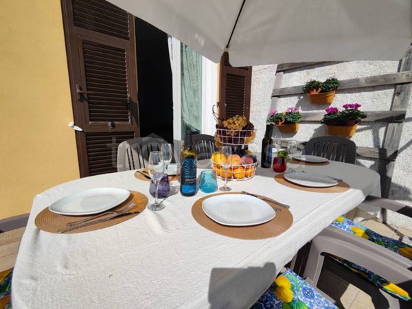 appartamento in vendita a Cipressa