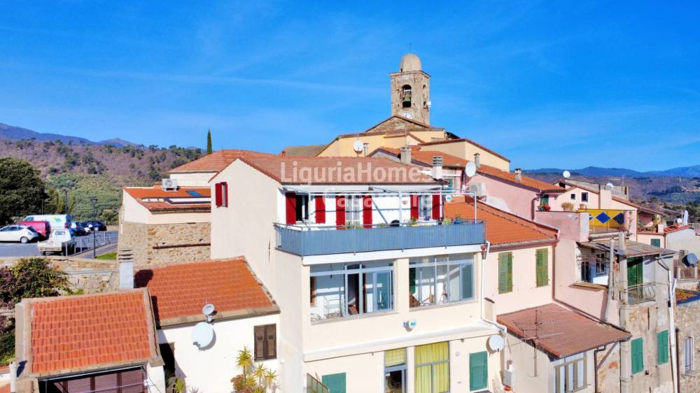 casa indipendente in vendita a Cipressa in zona Lingueglietta