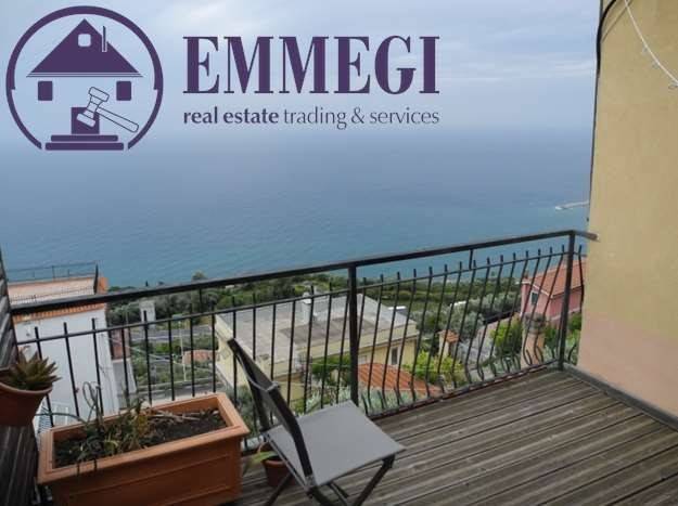 appartamento in vendita a Cipressa