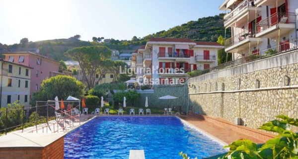 appartamento in vendita a Cipressa