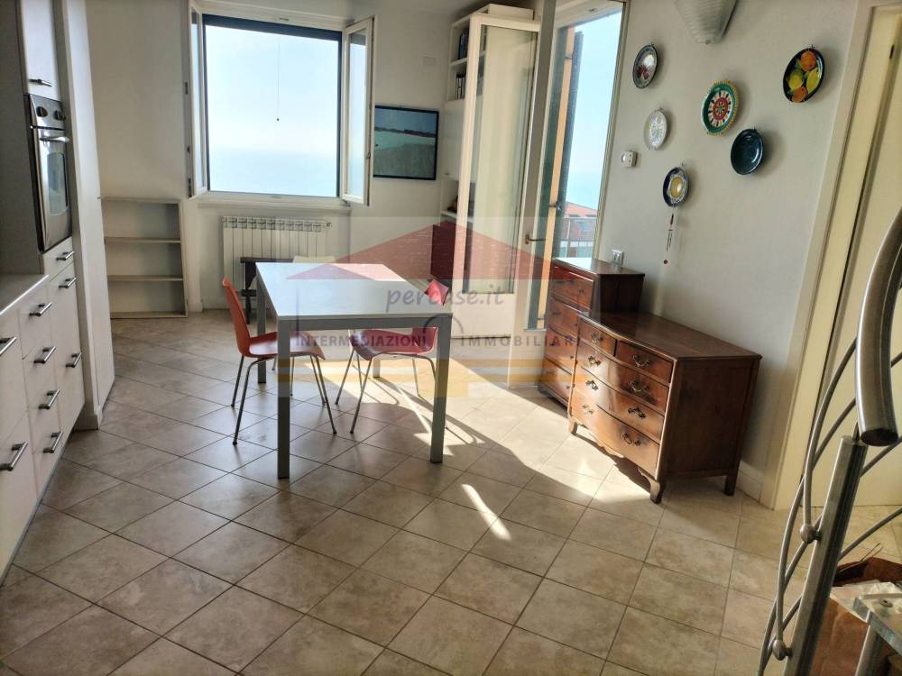 appartamento in vendita a Cipressa