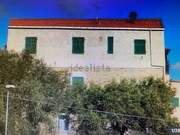 appartamento in vendita a Cipressa