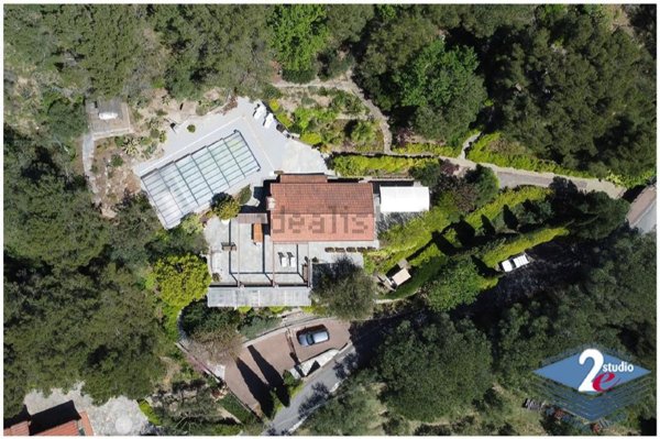 casa indipendente in vendita a Cipressa in zona Piani di Cipressa