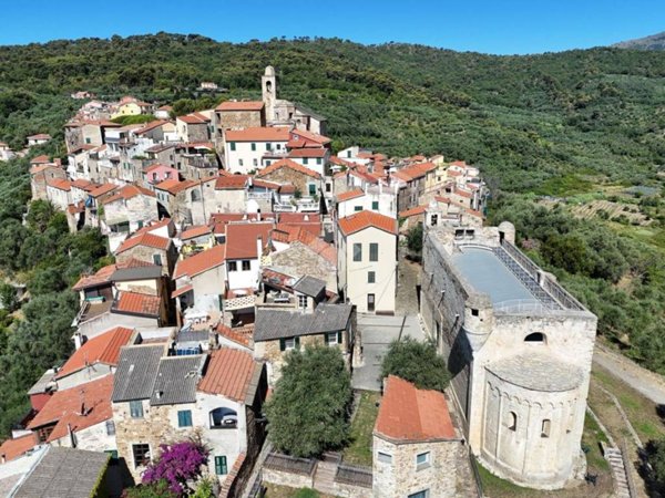 appartamento in vendita a Cipressa in zona Lingueglietta