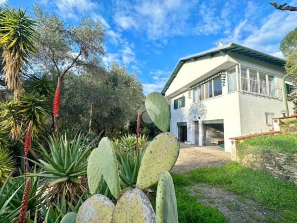 casa indipendente in vendita a Civezza