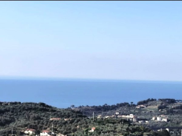 appartamento in vendita a Civezza