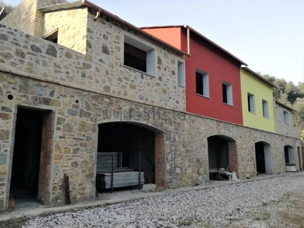 casa indipendente in vendita a Civezza