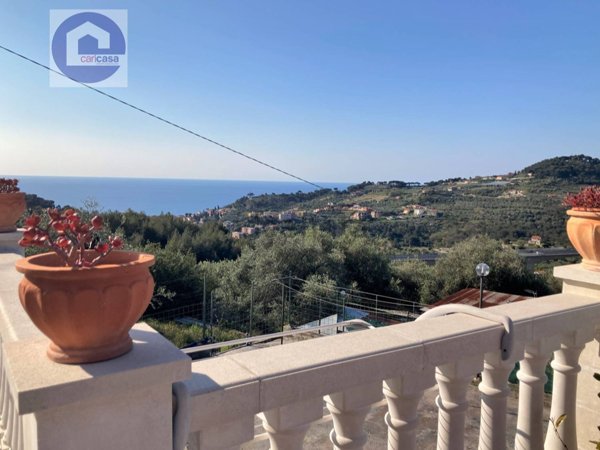 casa indipendente in vendita a Civezza