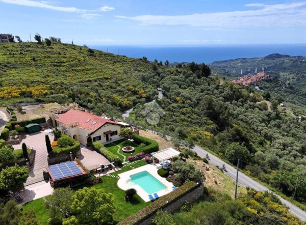 casa indipendente in vendita a Civezza
