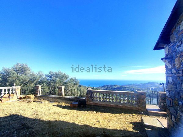 casa indipendente in vendita a Civezza