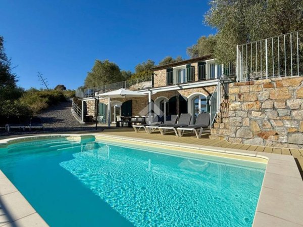 casa indipendente in vendita a Civezza