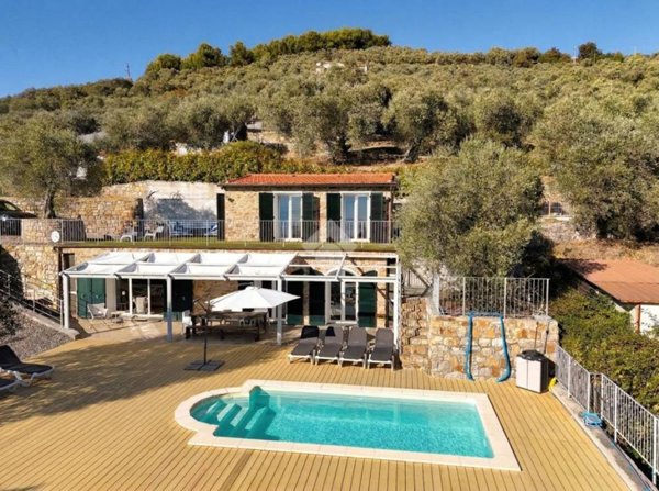 casa indipendente in vendita a Civezza