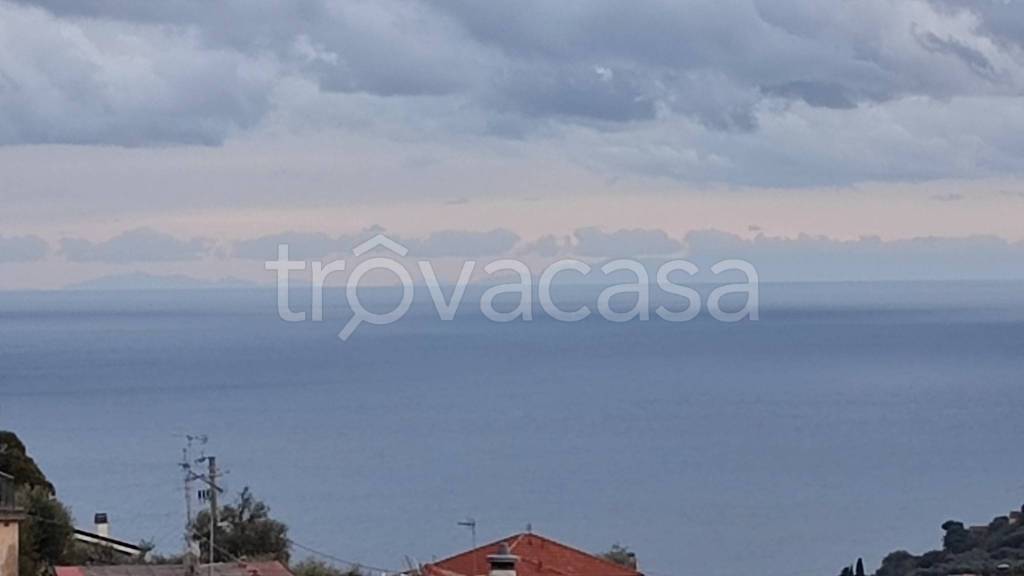 appartamento in vendita a Civezza