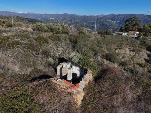 casale in vendita a Civezza