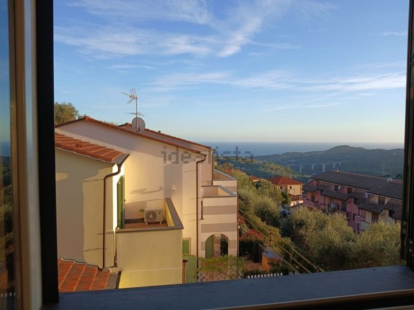 appartamento in vendita a Civezza