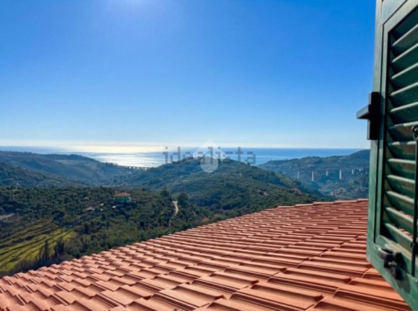 casa indipendente in vendita a Civezza