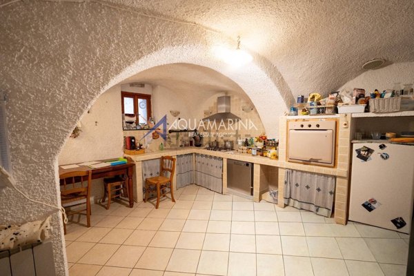 appartamento in vendita a Civezza