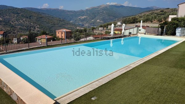 appartamento in vendita a Civezza