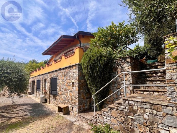 casa indipendente in vendita a Civezza