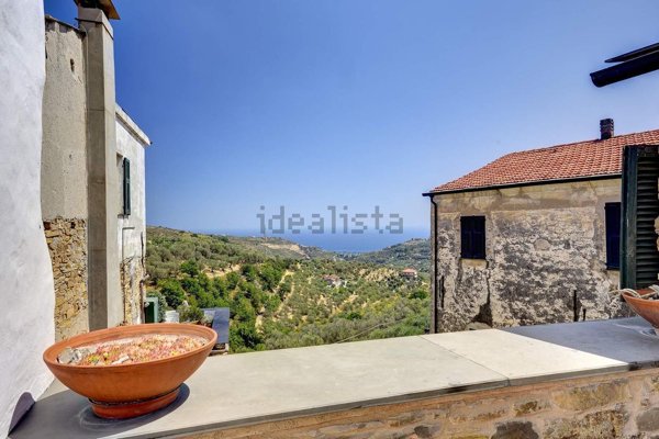 casa indipendente in vendita a Civezza