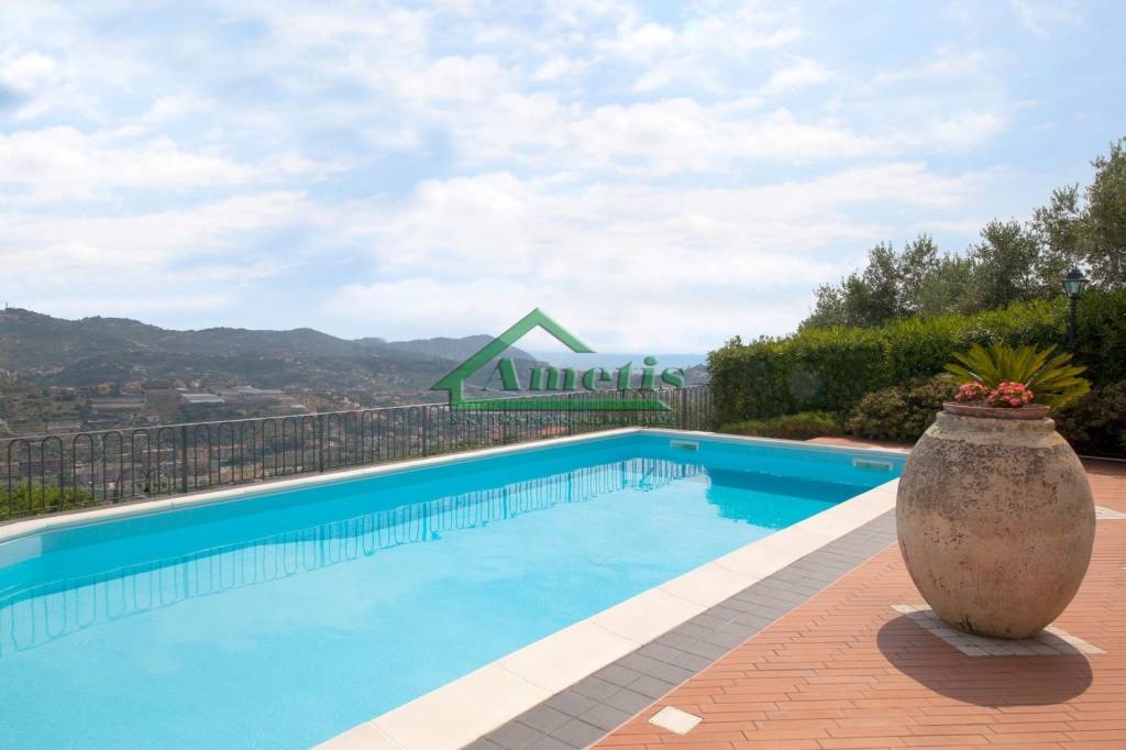 casa indipendente in vendita a Civezza