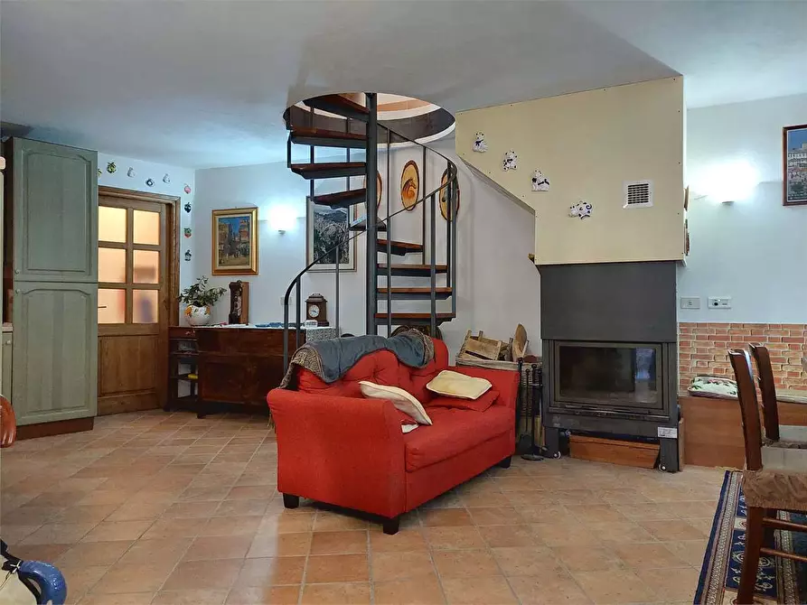 casa indipendente in vendita a Cosio d'Arroscia
