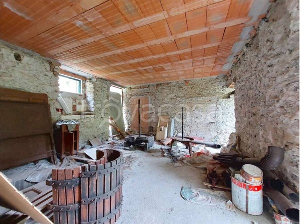 appartamento in vendita a Cosio d'Arroscia