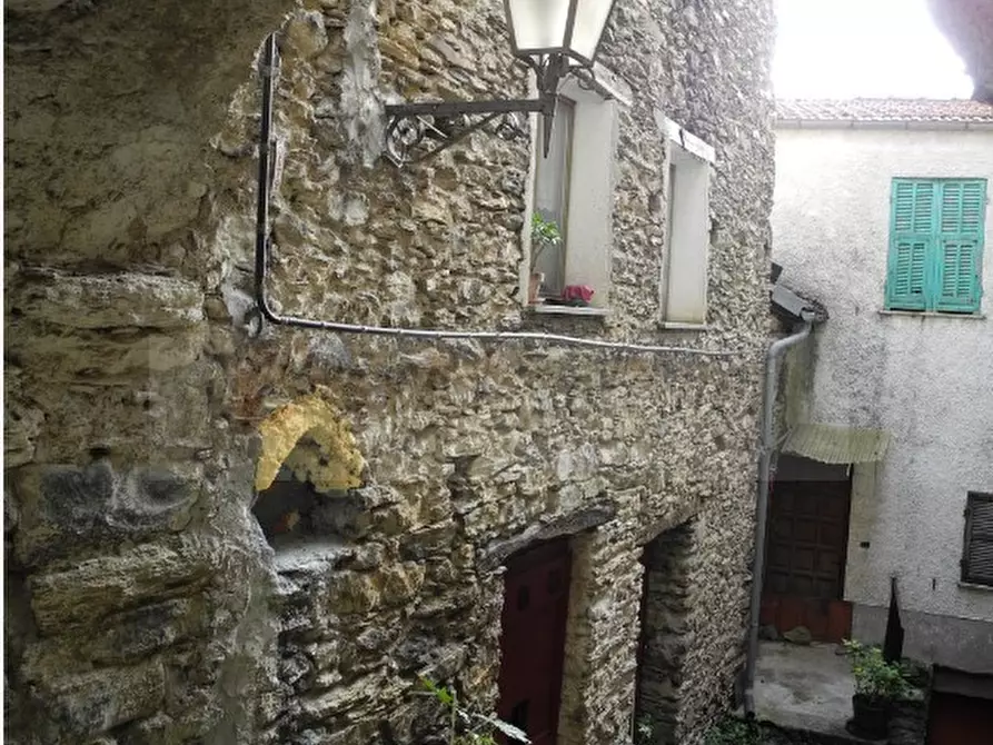 appartamento in vendita a Cosio d'Arroscia