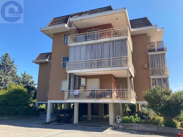 appartamento in vendita a Costarainera