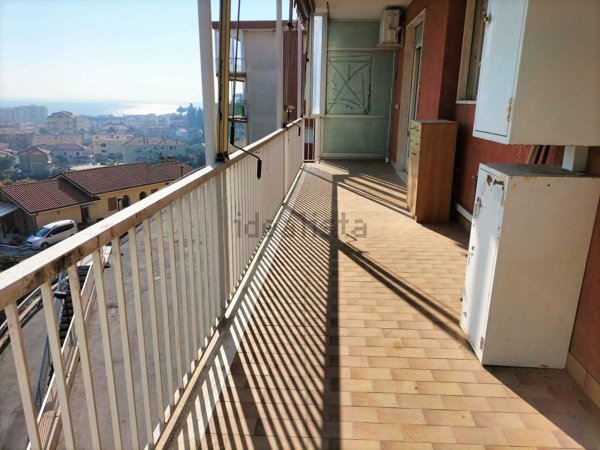 appartamento in vendita a Costarainera