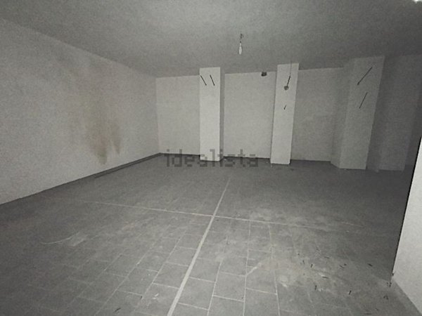 locale di sgombero in vendita a Costarainera