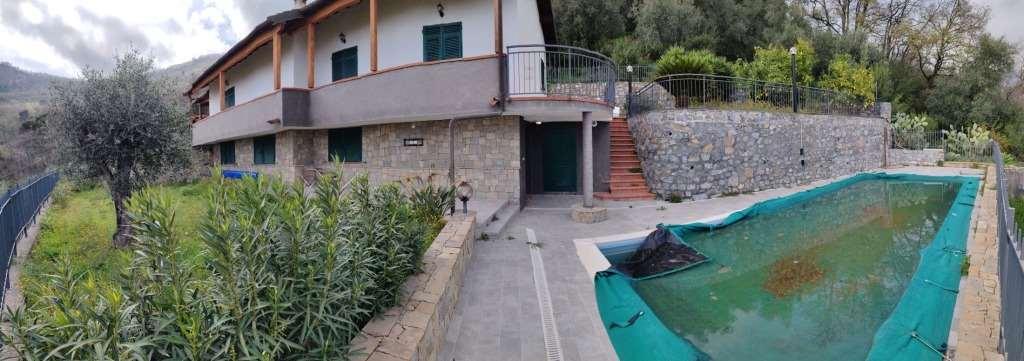 casa indipendente in vendita a Diano Arentino