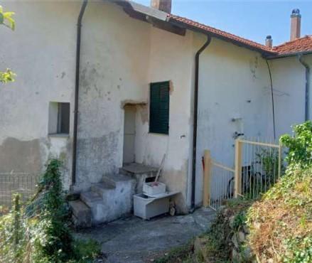 appartamento in vendita a Diano Arentino