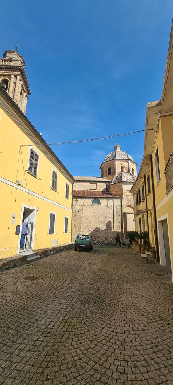 appartamento in vendita a Diano Arentino
