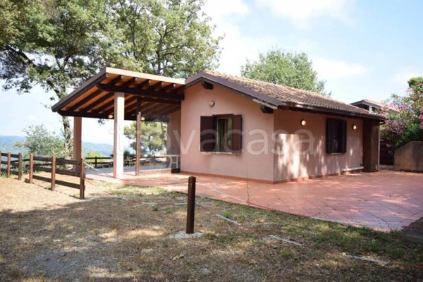 casa indipendente in vendita a Diano Arentino