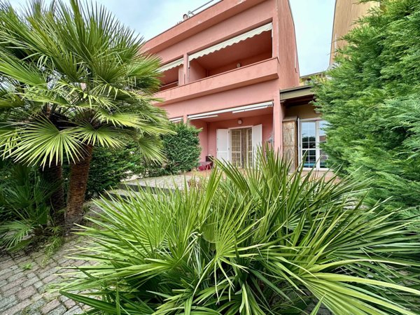 casa indipendente in vendita a Diano Arentino