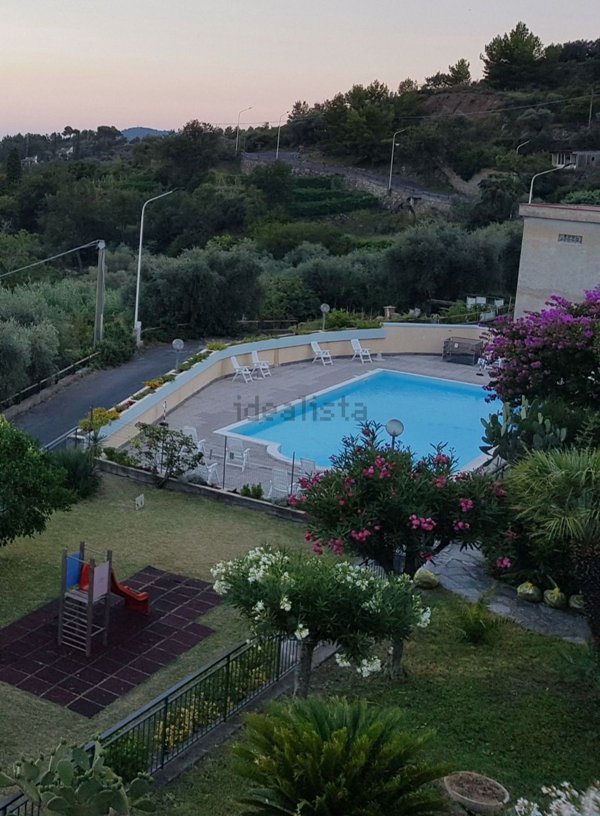 appartamento in vendita a Diano Arentino