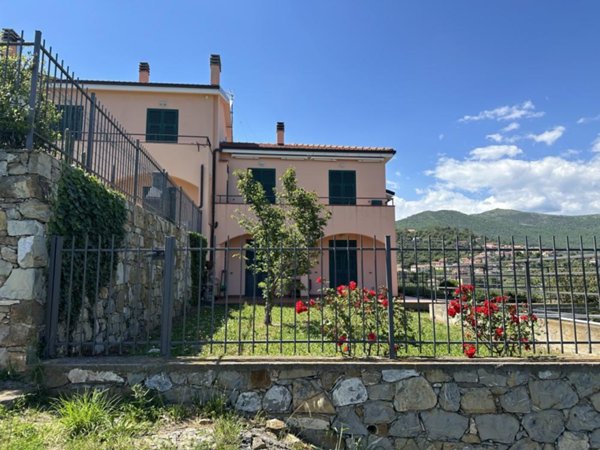 appartamento in vendita a Diano Arentino in zona Diano Borello