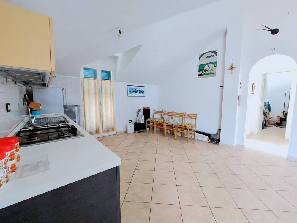 appartamento in vendita a Diano Arentino