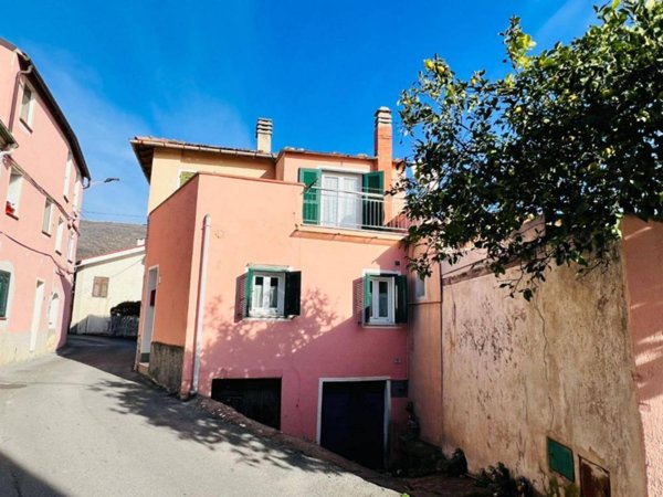 appartamento in vendita a Diano Arentino in zona Diano Borello