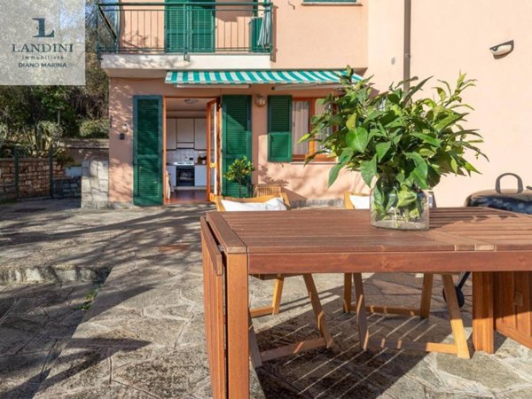 appartamento in vendita a Diano Arentino in zona Diano Borello