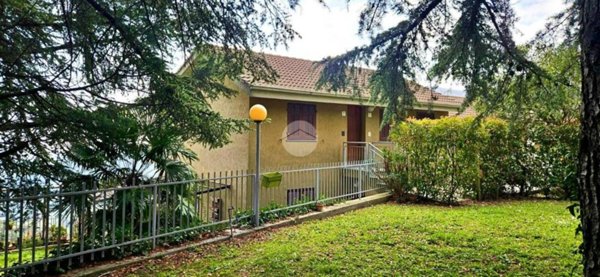 appartamento in vendita a Diano Arentino