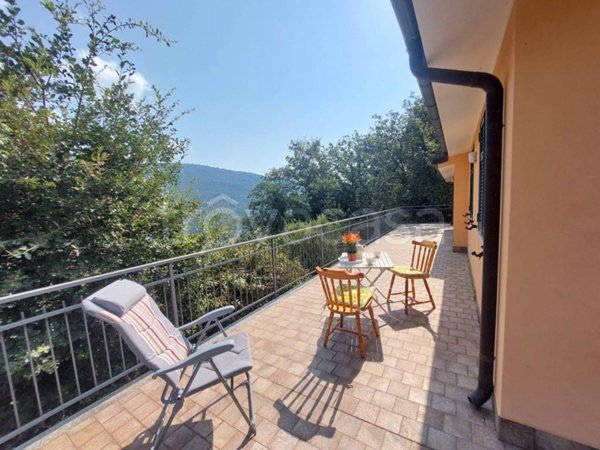 casa indipendente in vendita a Diano Arentino