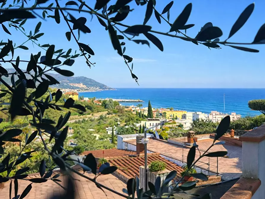 appartamento in vendita a Diano Arentino