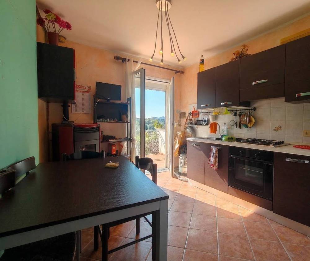 appartamento in vendita a Diano Arentino