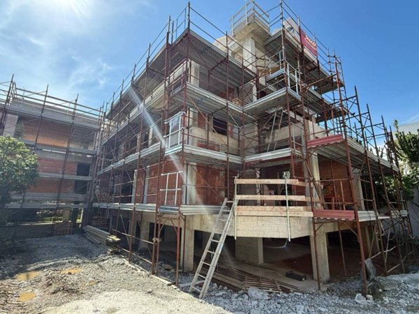 appartamento in vendita a Diano Arentino