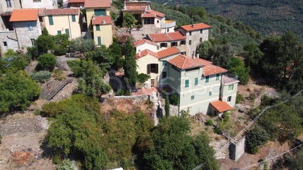 casa indipendente in vendita a Diano Arentino