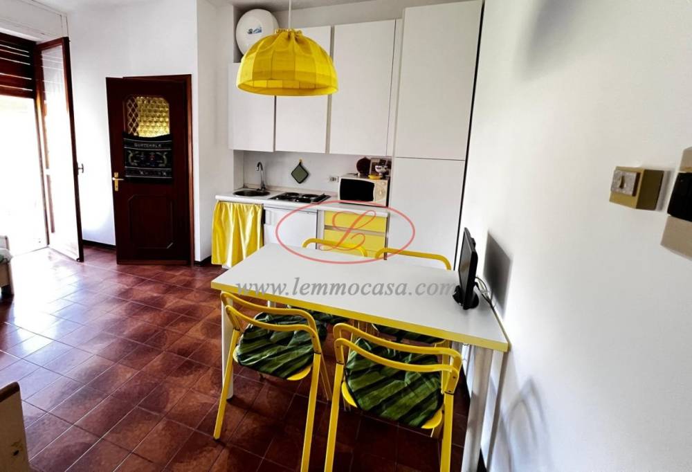 appartamento in vendita a Diano Castello