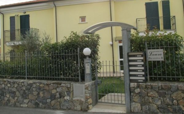 appartamento in vendita a Diano Castello
