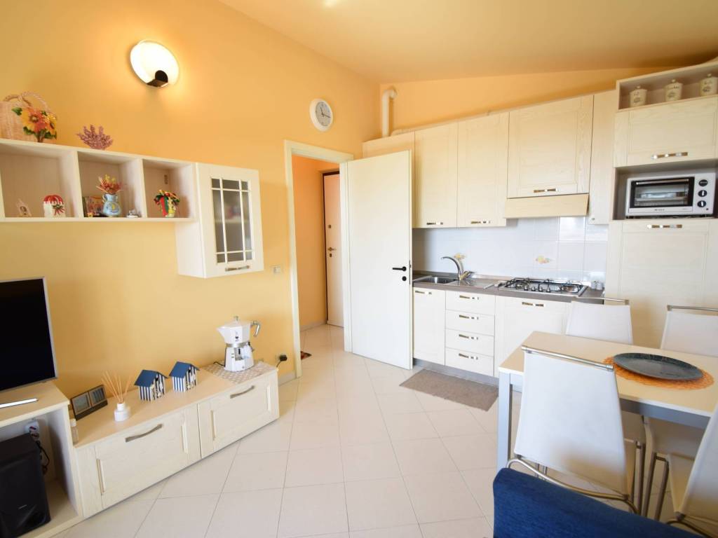 appartamento in vendita a Diano Castello